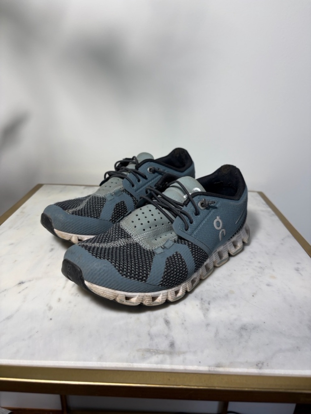Women’s On Running Cloud Tide/Magnet Running Shoes - Sz 5